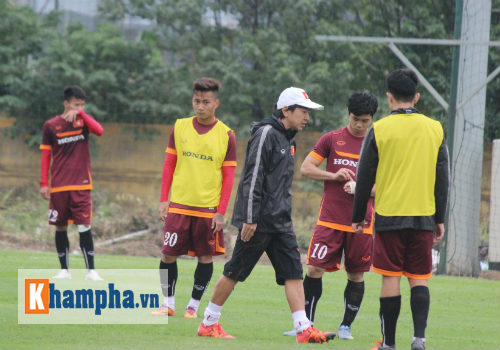 Đấu CLB Nhật, Miura đau đầu vì U23 VN sút phạt kém - 11