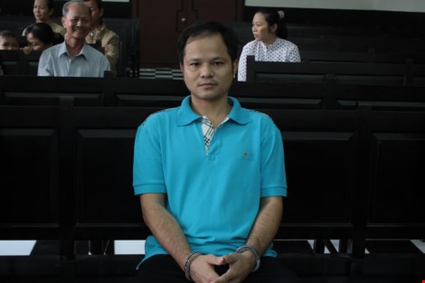 Vụ chai nước có ruồi: Điều tra viên chính có dấu hiệu không khách quan - 6