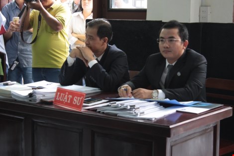Vụ chai nước có ruồi: Điều tra viên chính có dấu hiệu không khách quan - 11