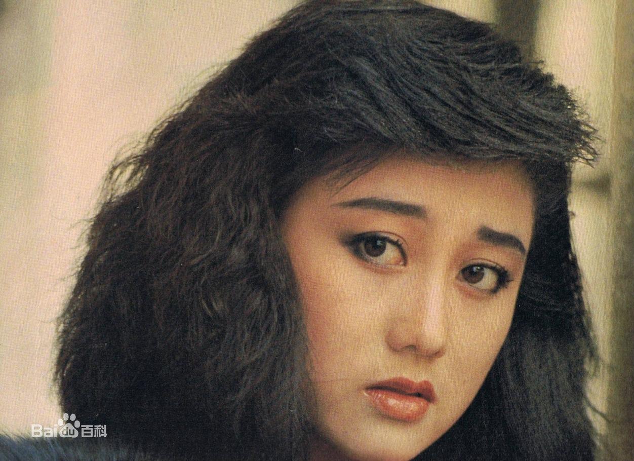 Đọ tài sắc vợ của 2 ngôi sao Chân Tử Đan, Lý Liên Kiệt - 5