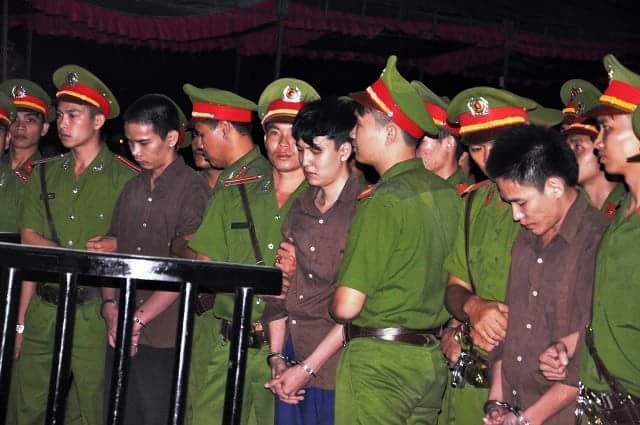 Diễn biến tâm lý 3 bị cáo tại phiên xử thảm án ở Bình Phước - 1