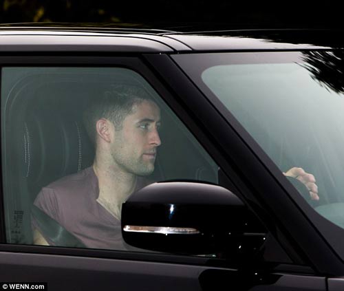 Chelsea chính thức sa thải HLV Mourinho - 5