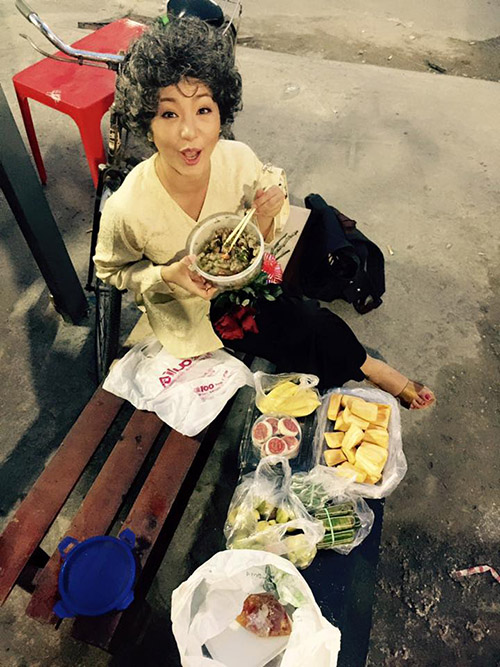 Facebook sao 18/12: Hà Hồ công khai bênh vực Phạm Hương - 5