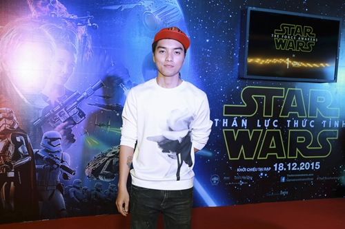 Gil Lê lẻ bóng trong buổi công chiếu Star Wars - 8