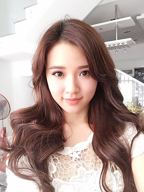 Facebook sao 18/12: Hà Hồ công khai bênh vực Phạm Hương - 6