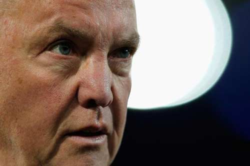 Chelsea thuê Hiddink: Coi chừng những HLV Hà Lan - 3