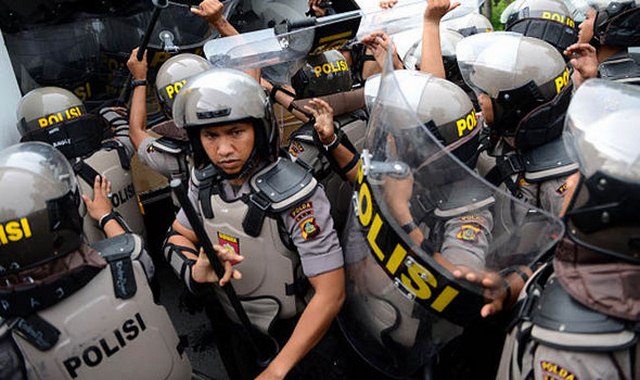 Bắt nhóm IS sắp đánh bom khủng bố ở Indonesia - 1