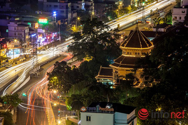 Dốc Bác Cổ, Bảo tàng Lịch sử Việt Nam nhìn từ trên cao.
