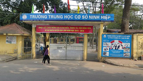 Hàng trăm học sinh bị lôi kéo nghỉ học ở Hà Nội - 1