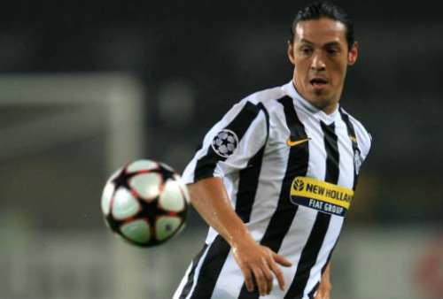 Tin HOT tối 22/12: Cavani sẽ chọn MU hoặc Arsenal - 2