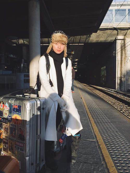 Facebook sao 22/12: Vân Trang khoe nhẫn kim cương 'khủng' - 5