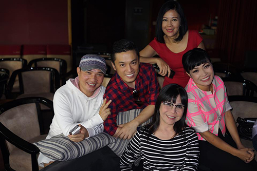 Facebook sao 22/12: Vân Trang khoe nhẫn kim cương 'khủng' - 7