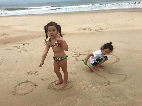 Facebook sao 22/12: Vân Trang khoe nhẫn kim cương 'khủng' - 9