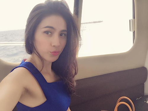 Facebook sao 22/12: Vân Trang khoe nhẫn kim cương 'khủng' - 10