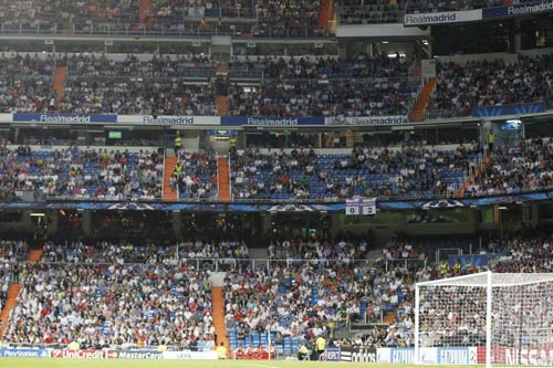 Real Madrid: Sân Bernabeu ngày càng “lạnh lẽo” - 2