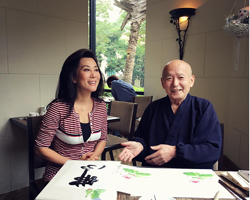 Facebook sao 23/12: Chai nước có ruồi, quả táo Bạch Tuyết - 13