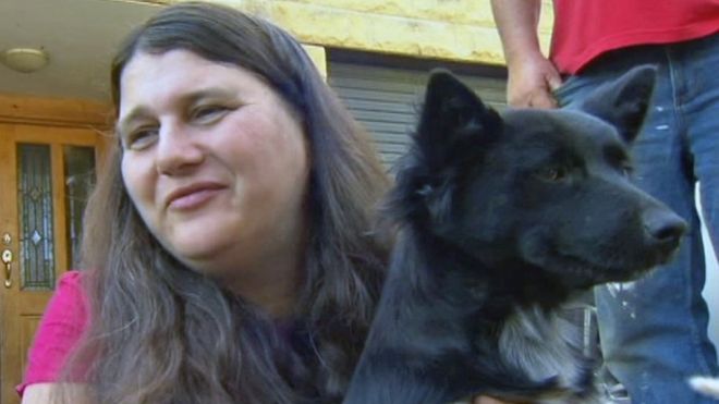 Úc: Chú chó bảo vệ cô chủ 2 tuổi đi lạc suốt đêm - 1