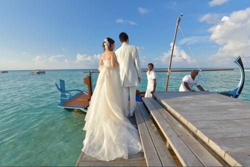 "Phát sốt" với thánh đường hôn lễ giữa biển đẹp như mơ - 2