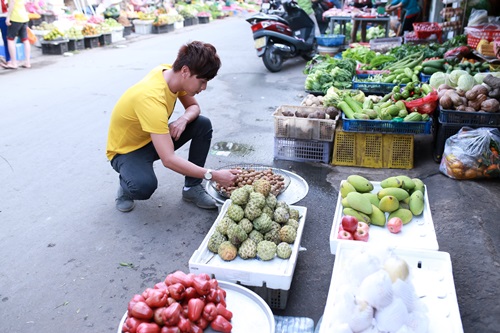 Khoảnh khắc: Hồ Quang Hiếu nấu bún bò, nhớ thuở cơ hàn - 4