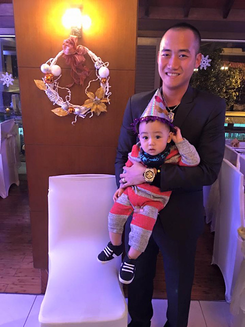 Facebook sao 25/12: Trấn Thành và 'hậu quả ăn chơi Noel' - 9