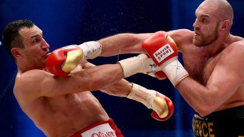 Kẻ khóc, người cười trong làng bóng đá thể thao 2015 - 3