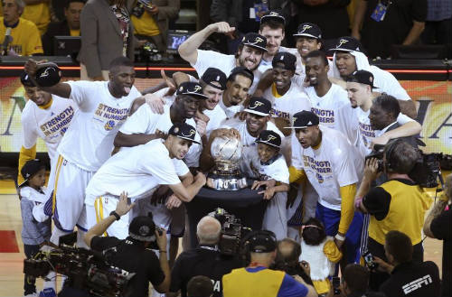 Kẻ khóc, người cười trong làng bóng đá thể thao 2015 - 7