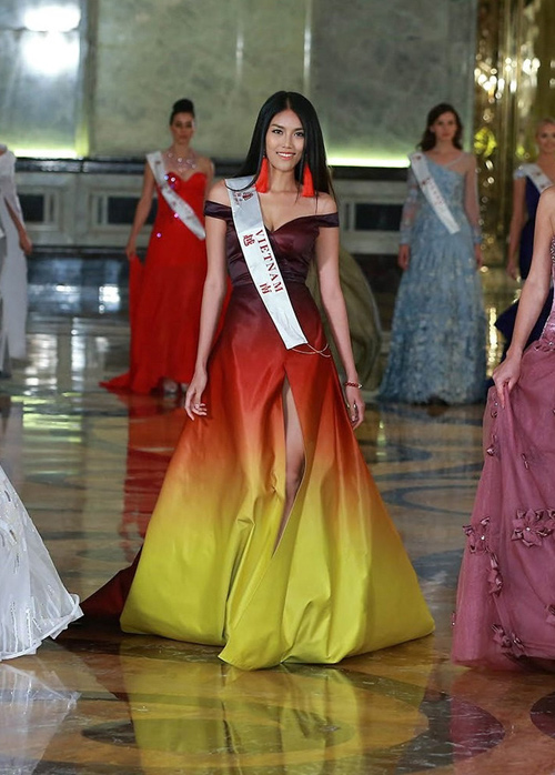 Váy hot nhất tuần: Đầm Lan Khuê mặc ở Miss World-Người mẫu - Hoa hậu