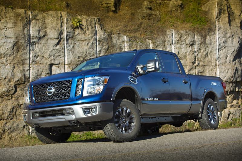 Tiết lộ mức giá các phiên bản Nissan Titan XD 2016 - 3