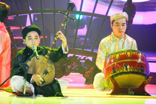 Fan bức xúc vì 'chị Bảy' trượt ngôi quán quân - 2