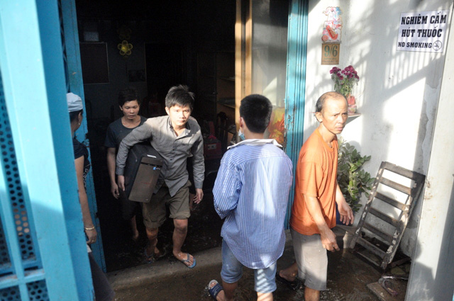 TP.HCM: Cháy lớn, thiêu rụi cơ sở cơ khí cùng một cửa hàng - 9
