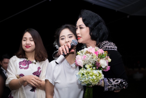 Ngắm trọn ảnh đám cưới cổ tích của 'ca nương' Kiều Anh - 3