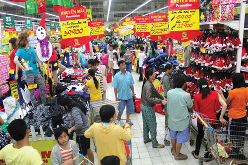 Bí quyết mua sắm để chị em không “cháy túi” ngày Tết - 1