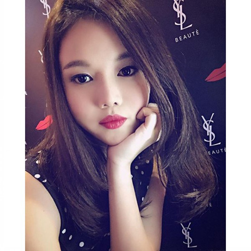 Mỹ nhân Singapore bị la ó vì “dao kéo” sớm sau sinh - 11