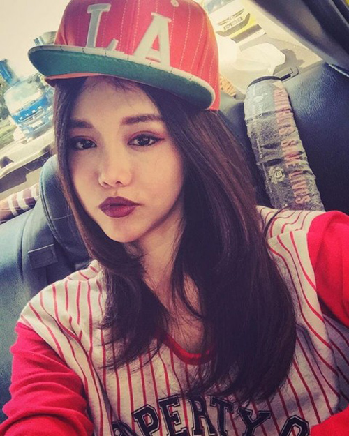 Mỹ nhân Singapore bị la ó vì “dao kéo” sớm sau sinh - 7