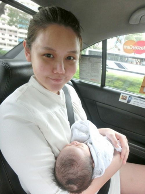 Mỹ nhân Singapore bị la ó vì “dao kéo” sớm sau sinh - 8
