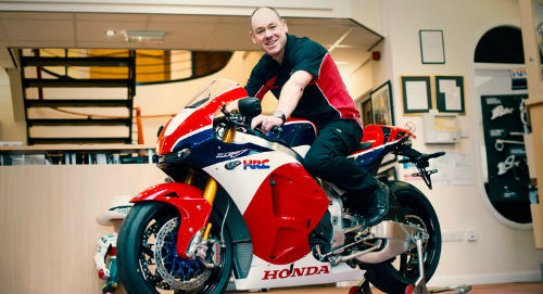 Siêu môtô Honda giá 5 tỷ đồng có chủ nhân đầu tiên - 1