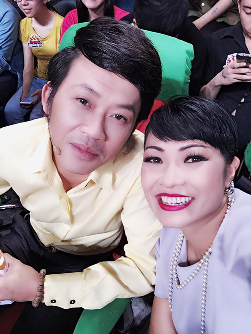 Facebook sao 29/12: Hà Hồ bình yên bên 'anh ấy' - 4