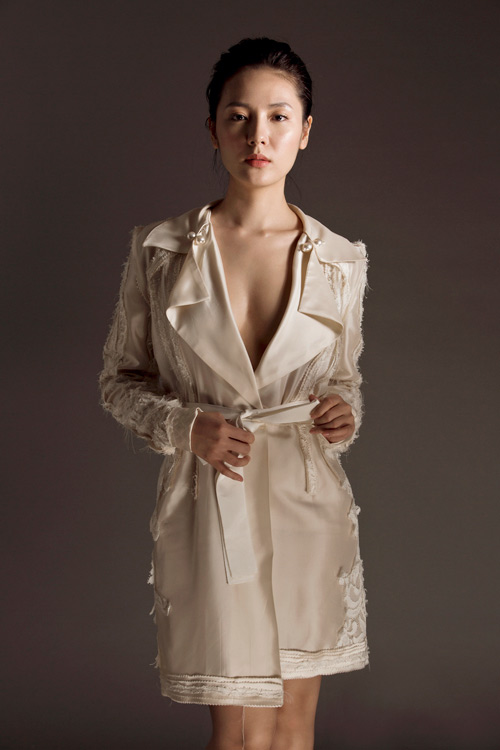 Chị em Phương Linh đẹp ma mị trong loạt ảnh mới - 13