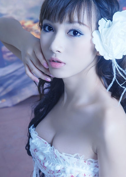 Phận chìm nổi của dàn người đẹp chuyển giới châu Á - 6