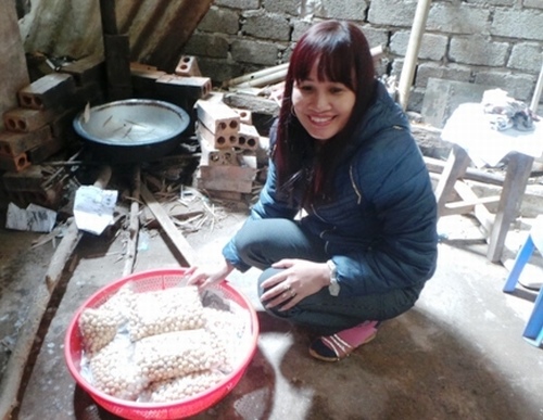 Đời thường xinh đẹp, mặn mà của 'cô Dần 100 triệu' - 2