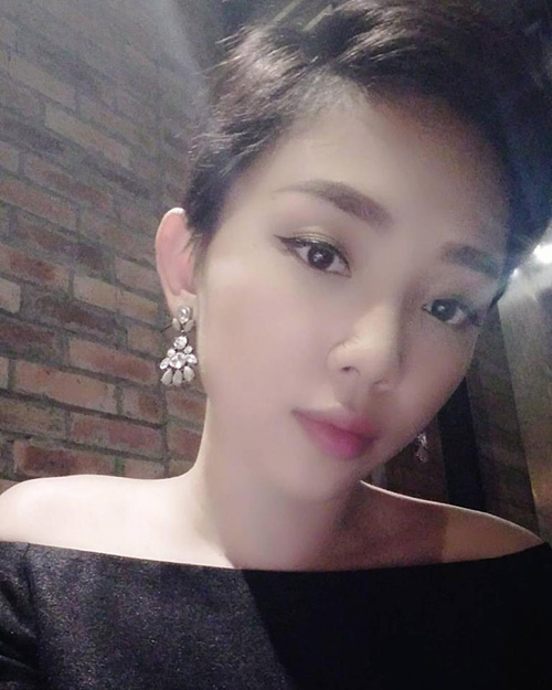 Facebook sao 31/12: 'Táo giao thông' gặp sự cố máy bay - 15