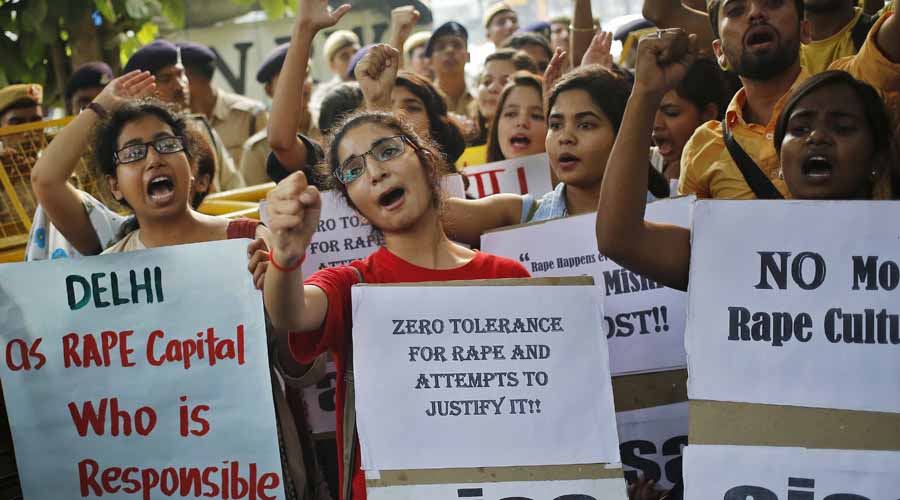 Ấn Độ: Bé gái bị quân nhân ép uống rượu rồi cưỡng hiếp - 1