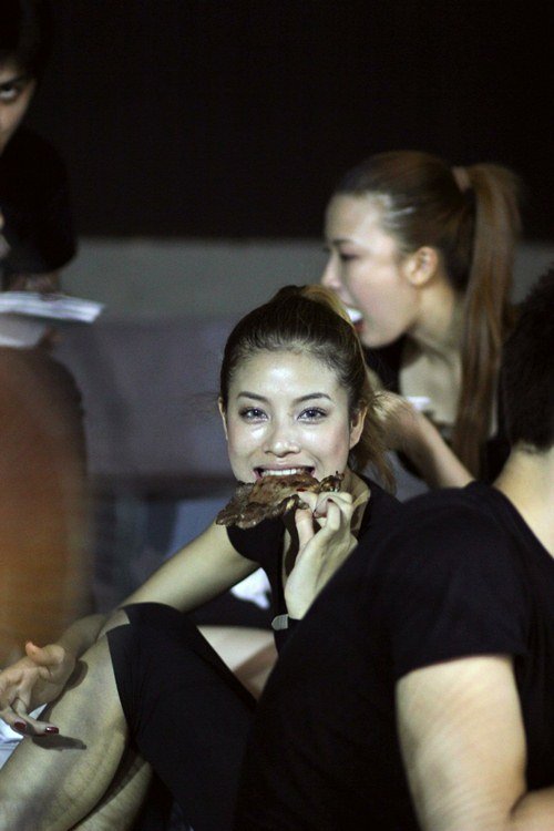 Nhan sắc mộc mạc thuở chưa nổi tiếng của Phạm Hương - 3