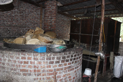 Hà Nội: Bắt gần 100 tấn mỡ bẩn chứa trong 2.000 bao tải - 4