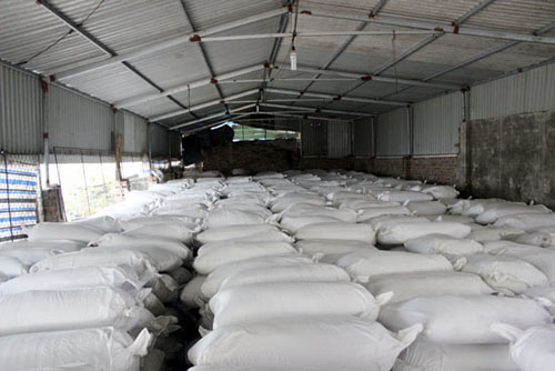 Hà Nội: Bắt gần 100 tấn mỡ bẩn chứa trong 2.000 bao tải - 8