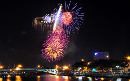 Những địa điểm đón năm mới 2016 tuyệt đẹp ở Sài Gòn - 1