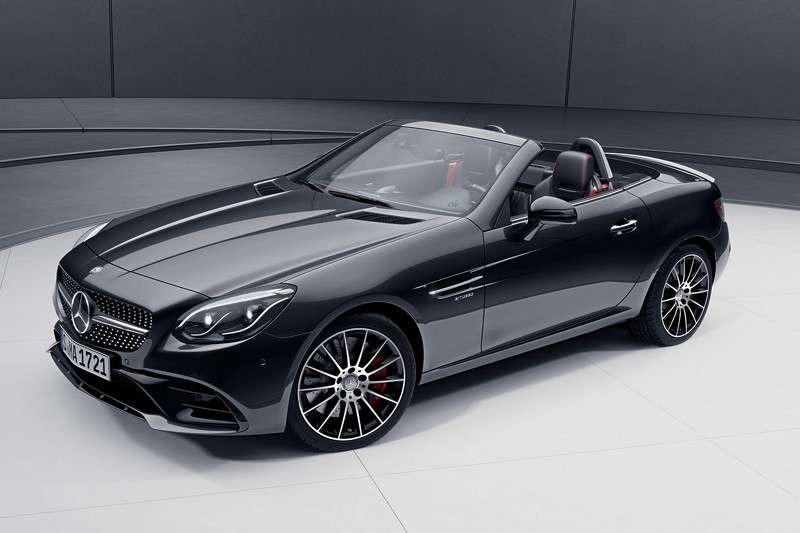 Mercedes SLC đã trở lại trong gói tùy chọn Night Package mới - 1