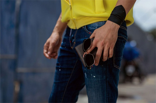 Phong cách sành điệu, nổi bật của quý ông 8X Sài Thành - 18