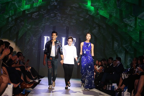 Angela Phương Trinh "kín cổng cao tường" trên thảm đỏ - 7