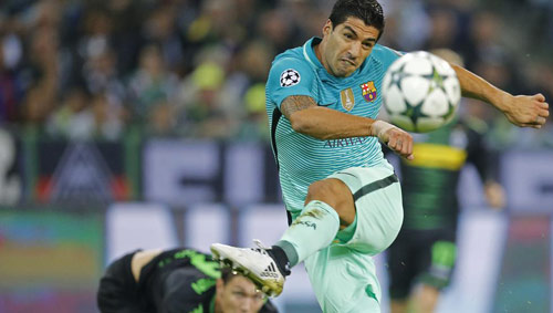 Chửi trọng tài, Suarez chờ án phạt nặng từ UEFA - 1